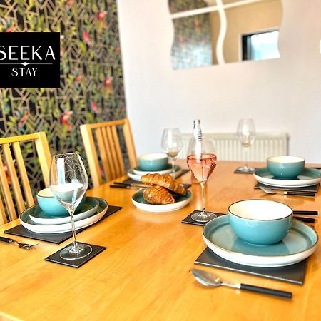 Cosy 2-Bedroom House, Walking Distance Cbs, Ideal For Contractors-Business Stays Coventry Bagian luar foto